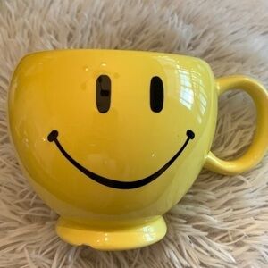 SMILEY FACE COFFEE/TEA MUG